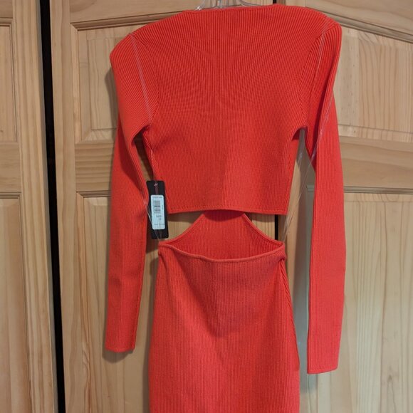 NWT Bebe Women's Side Cutout Ring Detail Dress Size Medium - Picture 2 of 4